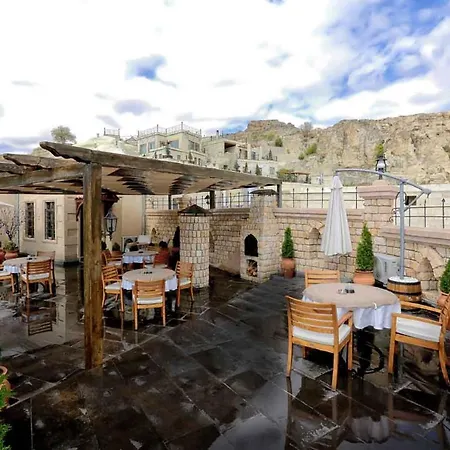 Hotel Sunak Cave