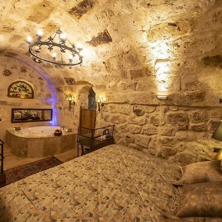 Sunak Cave Hotel *