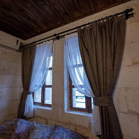 Sunak Cave Hotel