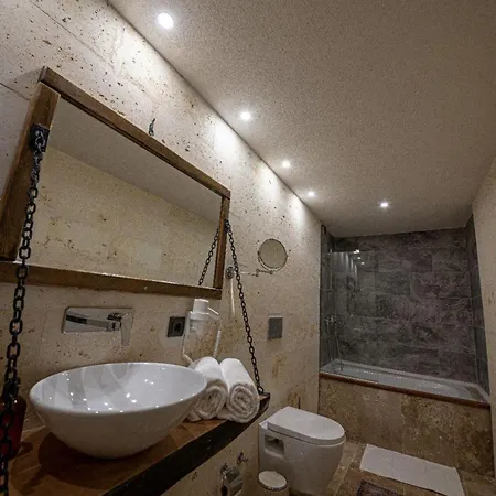 Sunak Cave Hotel 4*