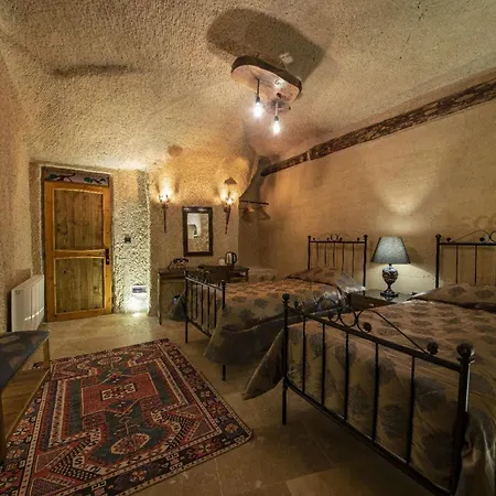 Hotel Sunak Cave